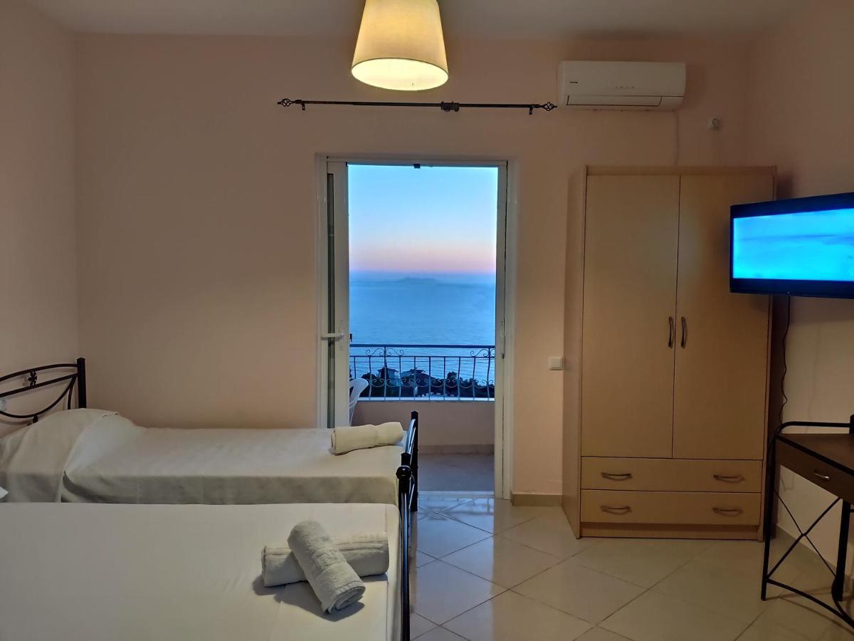 Let Rooms Lukova ภายนอก รูปภาพ