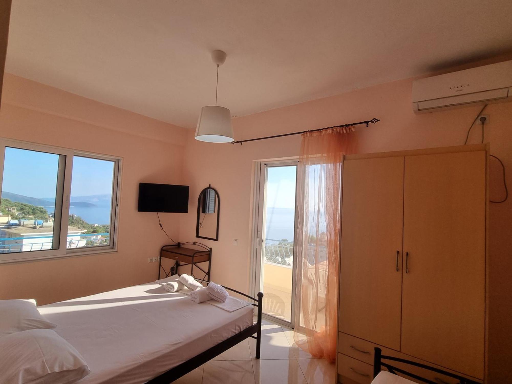 Let Rooms Lukova ภายนอก รูปภาพ