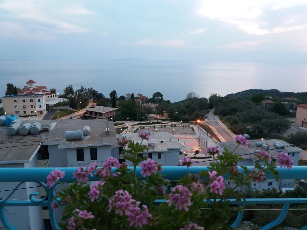 Let Rooms Lukova ภายนอก รูปภาพ
