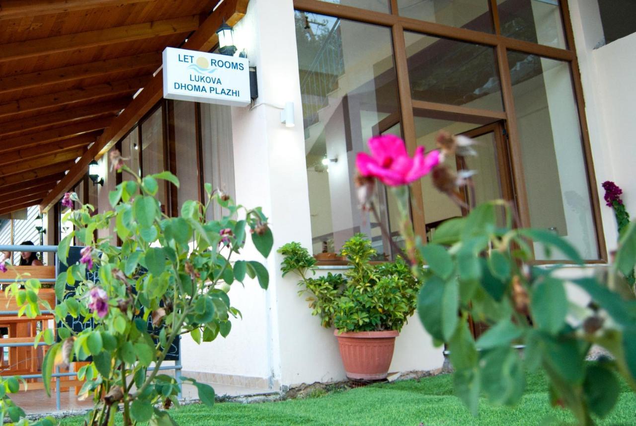 Let Rooms Lukova ภายนอก รูปภาพ