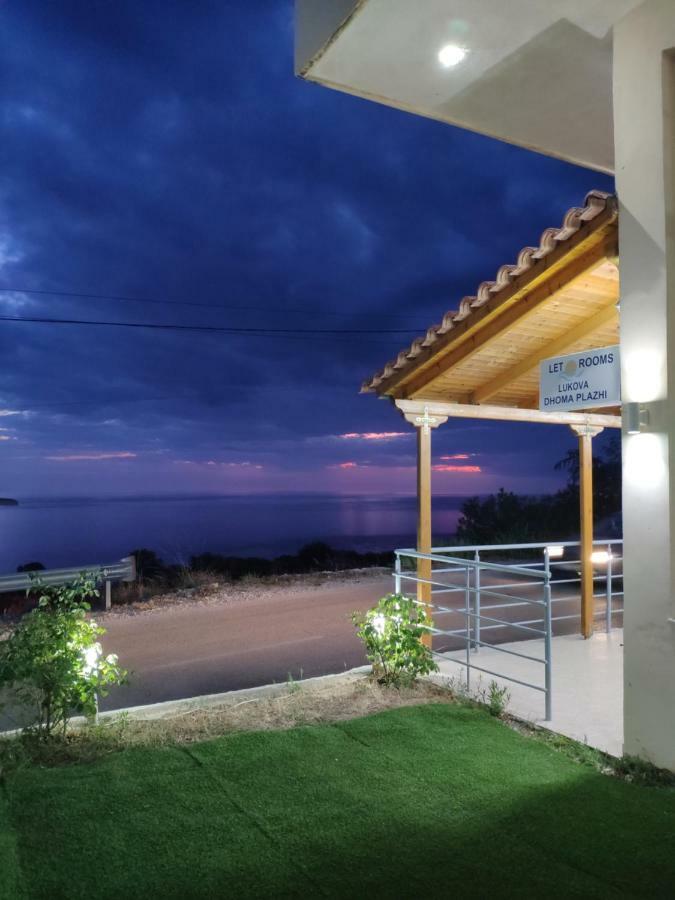 Let Rooms Lukova ภายนอก รูปภาพ